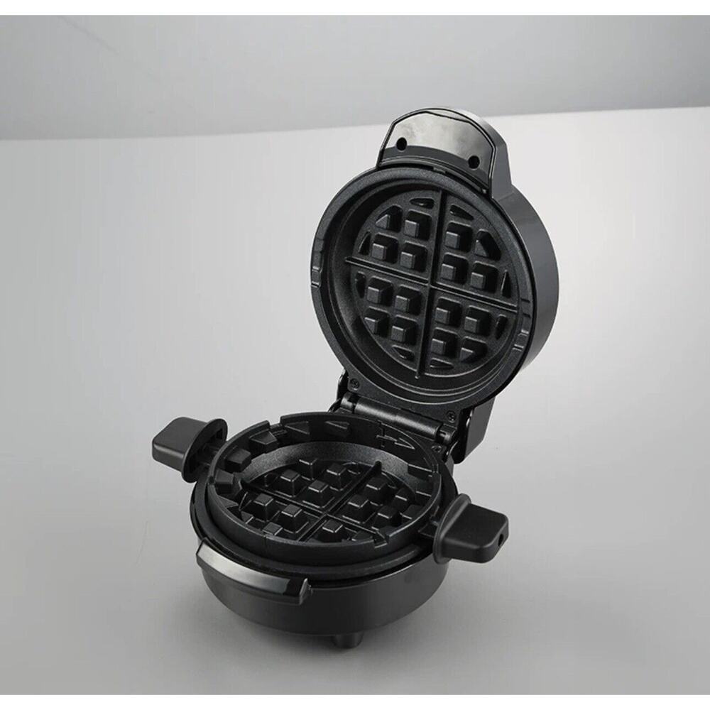 DENIStuffed Waffle Maker